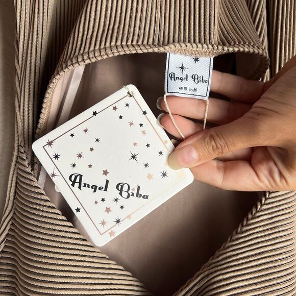 NWT Angel Biba Mocha Brown Ribbed Open Back Cut Out Mini Dress Size M - Picture 5 of 8